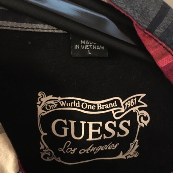 Guess Shirt - Picture 2 of 2